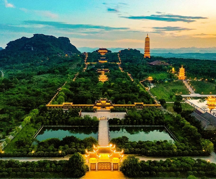 Tour Bái Đính - Tràng An - Hoa Lư - Tuyệt Tình Cốc - Hang Múa - 2N1Đ