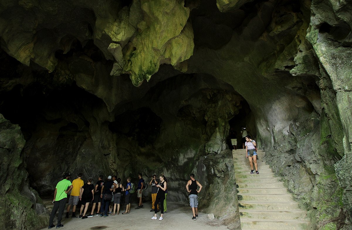 Tour Cát Bà - Vịnh Lan Hạ - Hang Sáng Tối - 3N2Đ