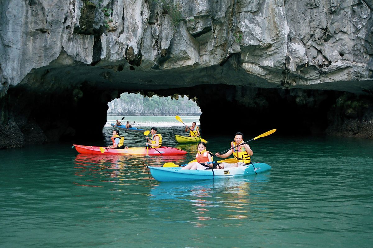 Tour Cát Bà - Vịnh Lan Hạ - Hang Sáng Tối - 3N2Đ