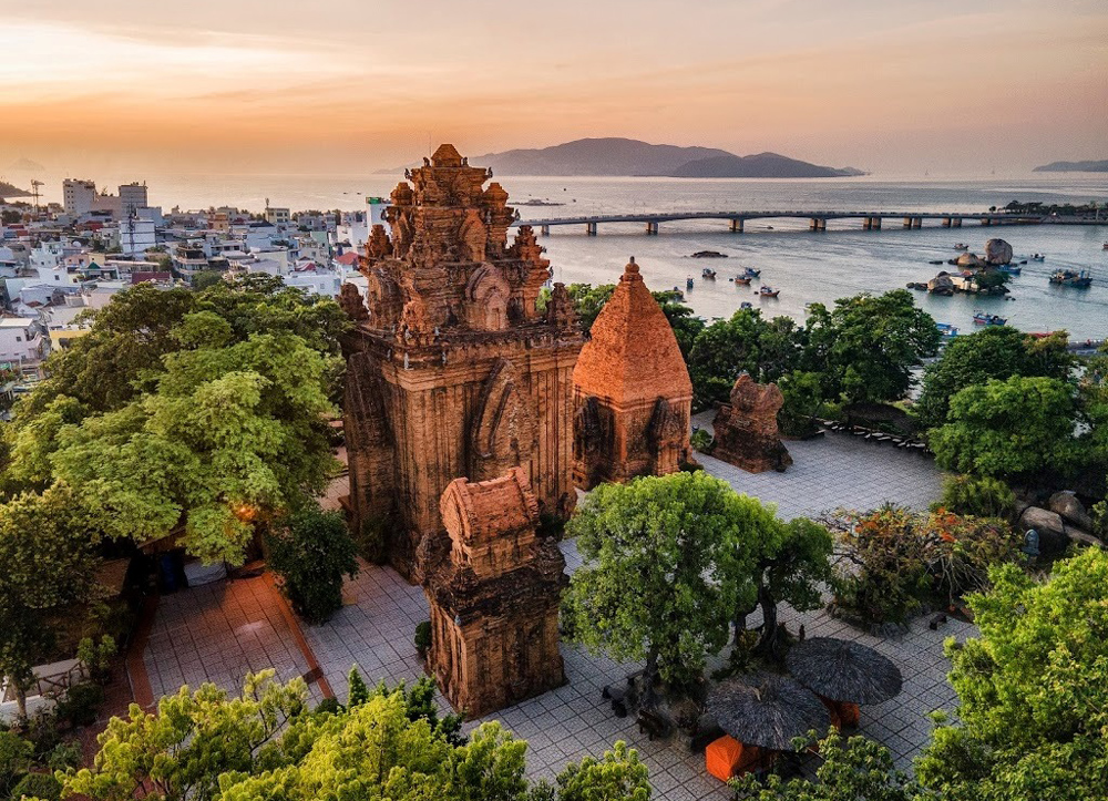 Tour Đà Lạt - Nha Trang - Thành Phố Hoa Biển 4N3Đ