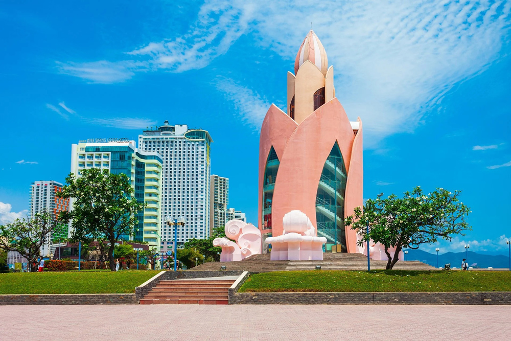 Tour Nha Trang - Ninh Thuận - Check In Vườn Nho - 4N3Đ